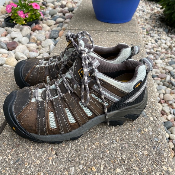 Keen Steel Toe Hiking Shoes - Women’s size 6 - Picture 5 of 8